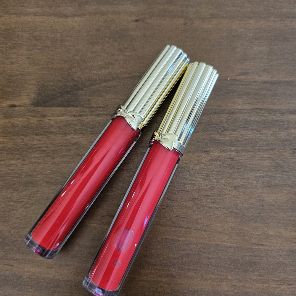 Estee Lauder 107 tender trap Red Lip gloss
